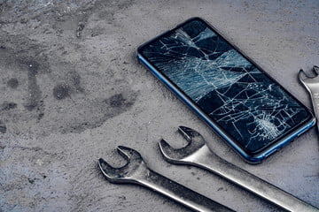 broken phone screen fix your broken screen