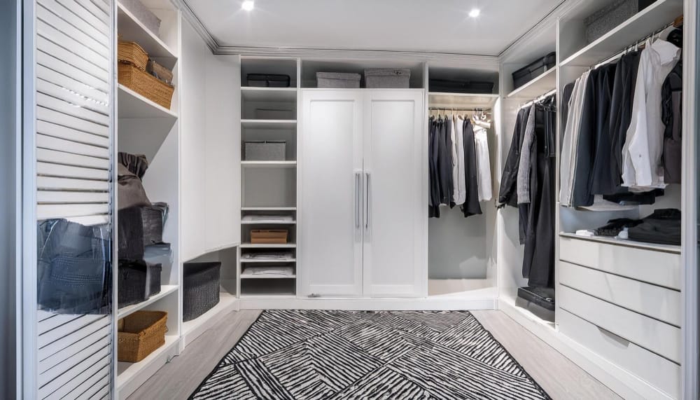 Built In Closet Systems Contractor in Cocolalla ID